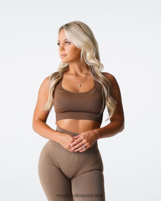 Ignite Seamless Bra 24JF4Z178 Mocha Fitness NVGTN Women